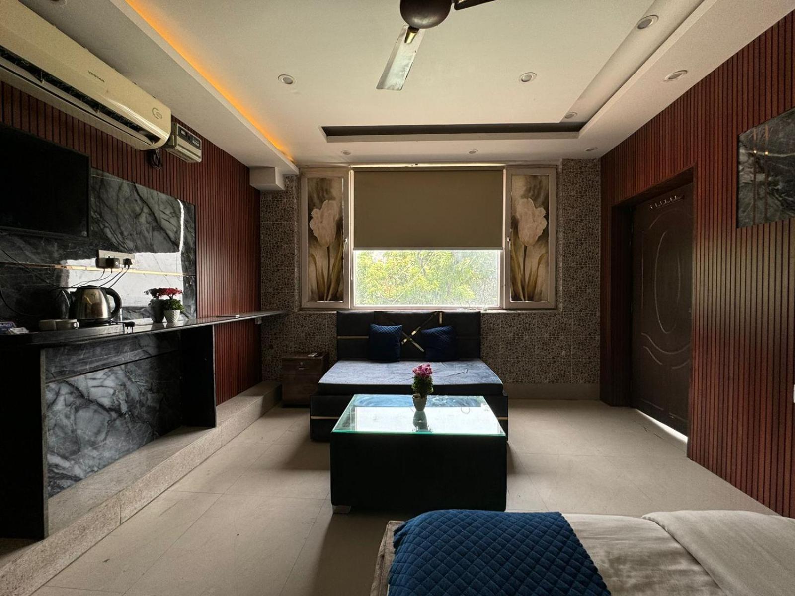 Hotel Dev Ganga Rishīkesh Exterior foto